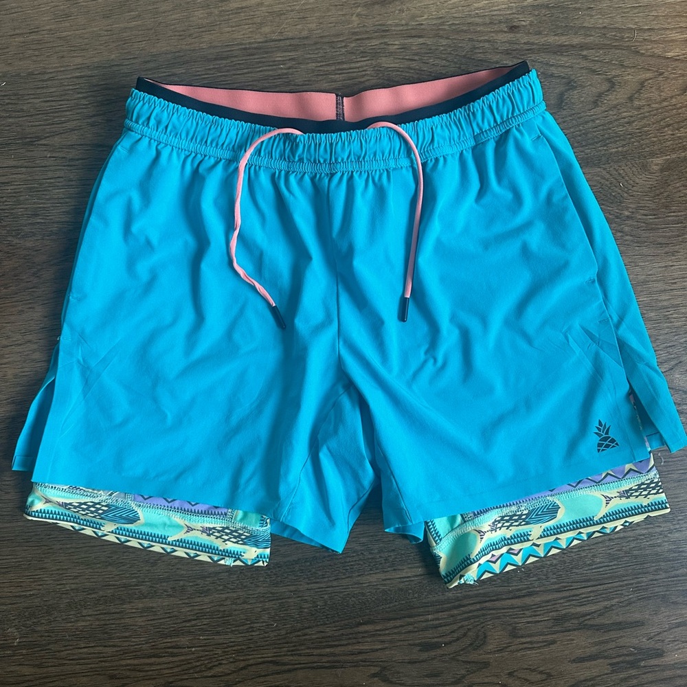 Like new Chubbies size medium swim athletic lined shorts size: M Medium